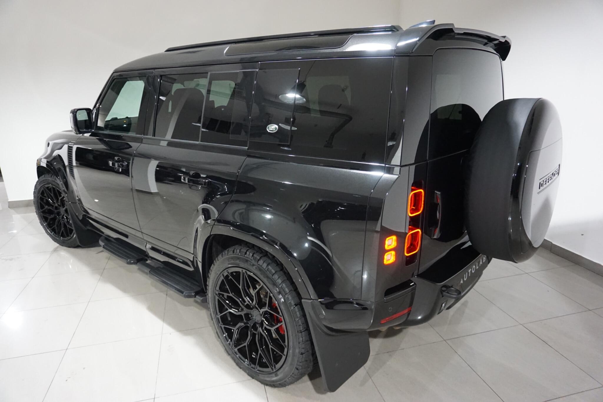 Land Rover Defender 110 3.0 D250 MHEV X-Dynamic HSE SUV 5dr Diesel Auto 4WD Euro 6 (s/s) (250 ps)